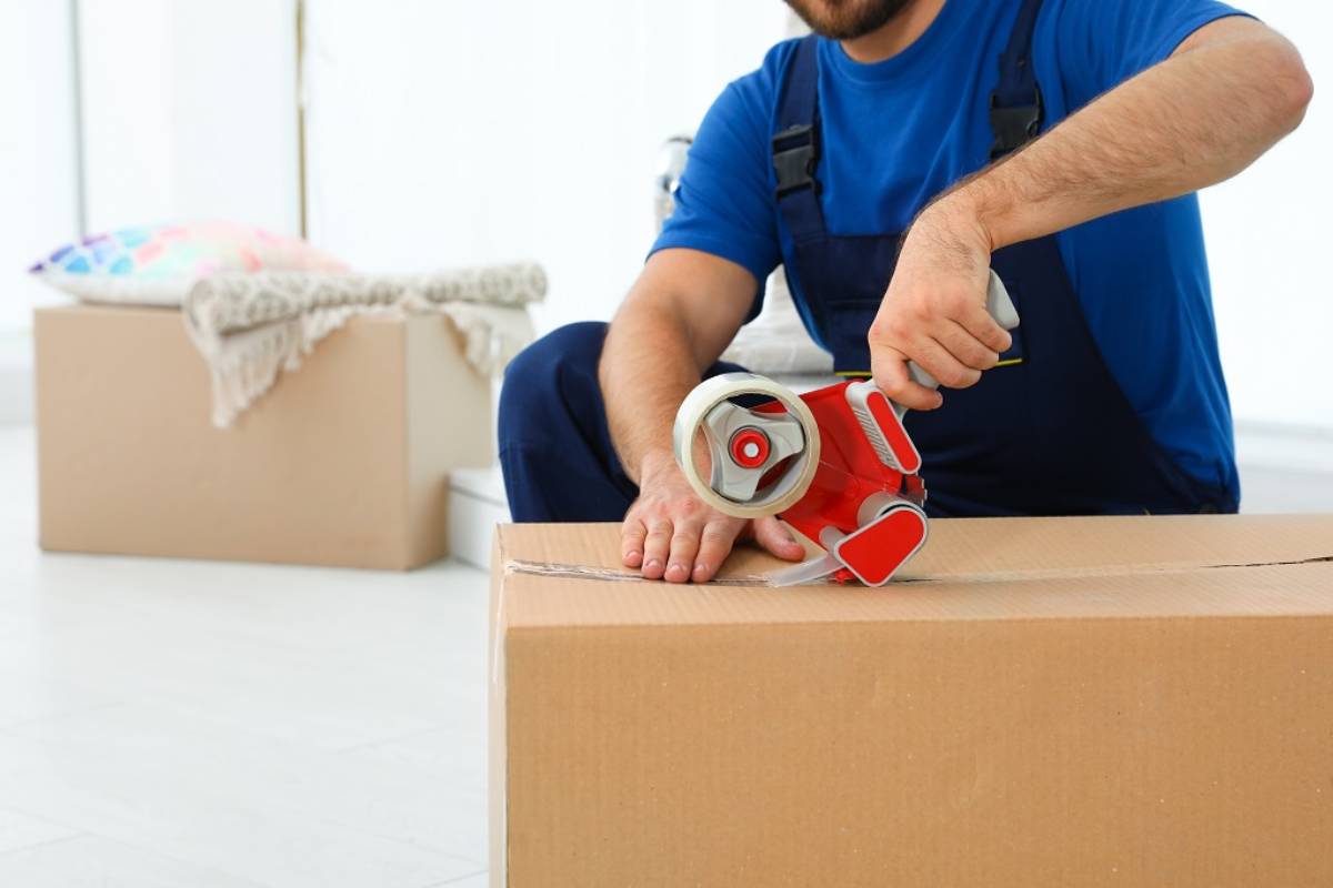 The Items You Should Not Pack on a Moving Truck!